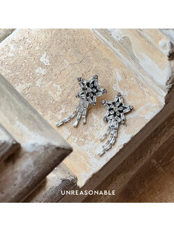 ต่างหูดาวหาง Romance Comet Earrings น้ำหนักเบา ใส่สบาย UA0909-01 Unreasonable Accessories