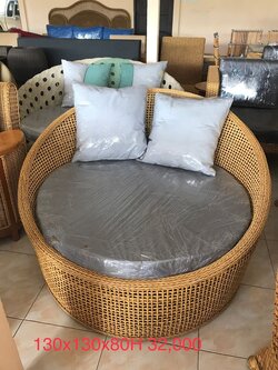 โซฟากลมหวายแท้