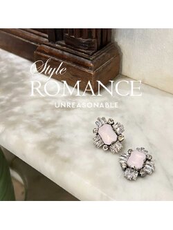 ต่างหู พลอย สีชมพู Milky Glass Pink Stud Crystal earrings UA0907-01 Unreasonable Accessories