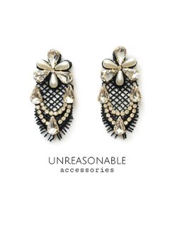 ต่างหูลูกไม้ สีดำ น้ำหนักเบา สวยใส่สบาย UA0029-04 Unreasonable Accessories