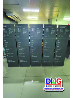 ป้ายพิมพ์หมึกขาวลงบนพาสวูด10 mm.