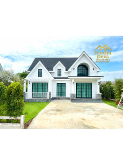 บ้านสไตล์ยุโรปกลางขุนเขา ที่ซ่อนความสุขไว้อย่างเรียบง่าย เนื้อที่ 81.7 ตรว. ต.เขาพระ อ.เมือง จ.นครนายก 🏡✨