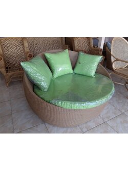 โซฟากลมหวายเทียม