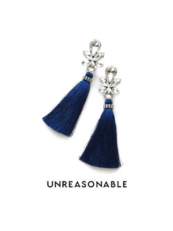ต่างหูพู่ Tassel Earrings สีน้ำเงิน ต่างหูคลิป ต่างหูก้านเงินแท้ น้ำหนักเบา สวยใส่สบาย UA0111-04 Unreasonable Accessories
