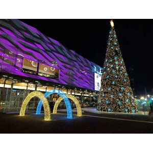 เลือกใช้บริการ สั่งผลิต โครงสร้างต้นคริสต์มาสขนาดใหญ่