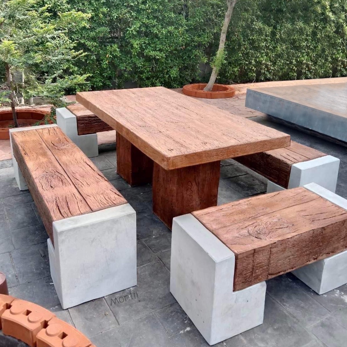 โต๊ะสนาม ชุดโต๊ะสนาม โต๊ะสนามไม้หมอน ชุดโต๊ะสนามปูนลายไม้ โต๊ะไม้หมอนโมเดิร์น รุ่น Luxury2023 ขนาด 180*90 cm.