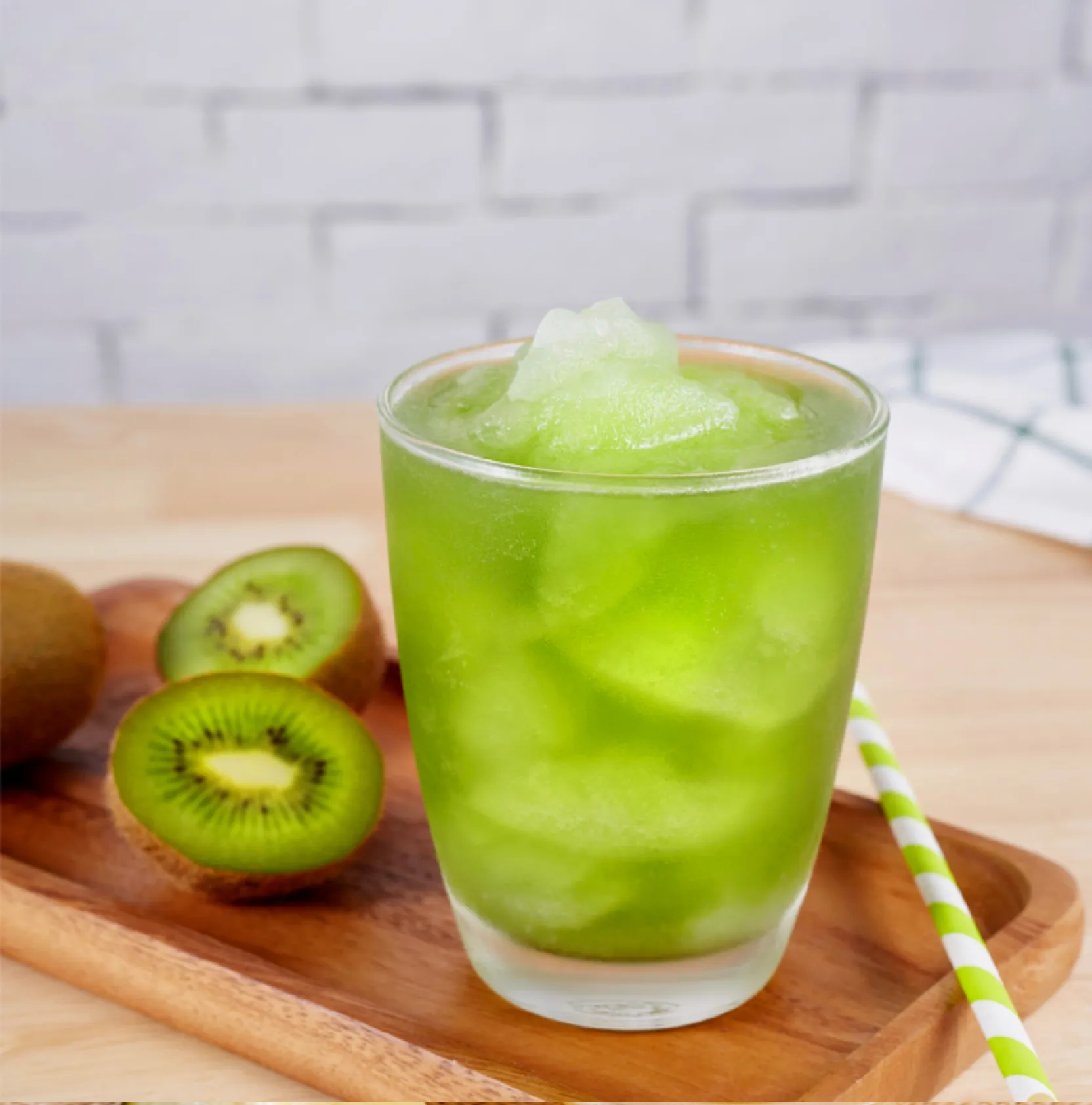 P10411 แก้วใส 13 ออนซ์ (8.5*8.5*10.6 cm) No.100213 (ราคาส่งต่อ 1 ลัง: 4 โหล:48 ใบ)