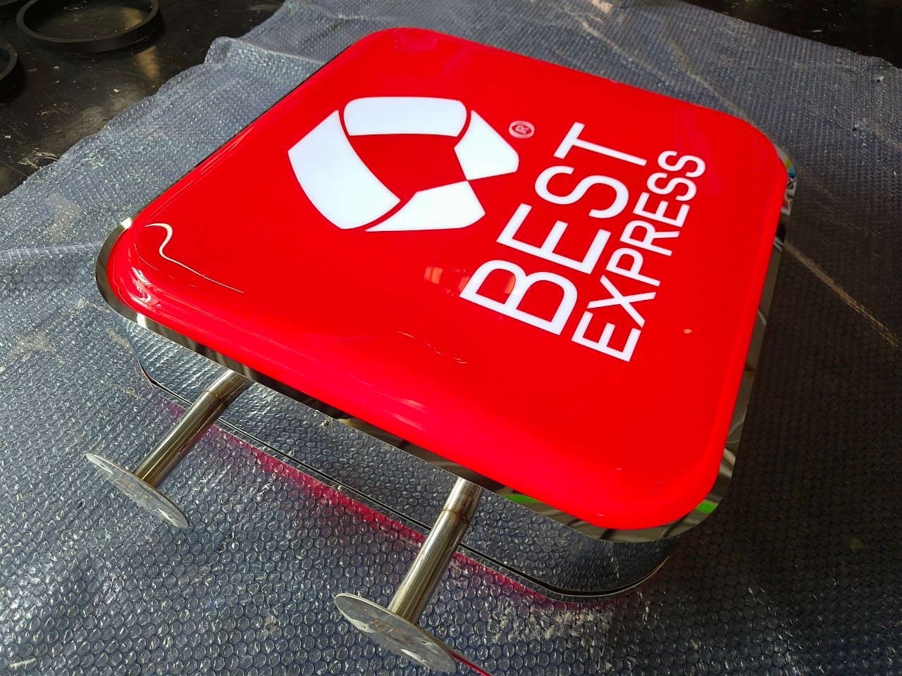 ป้ายกล่องไฟปั้มนูน 2ด้าน BEST EXPRESS