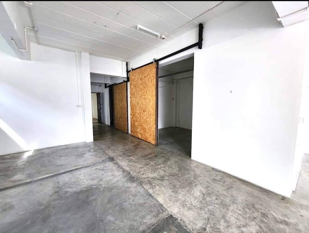 ขายอาคารสำนักงาน 5 ชั้น พร้อมผู้เช่า รัชดาภิเษก เหมาะสำหรับทำธุรกิจ (N.1314)