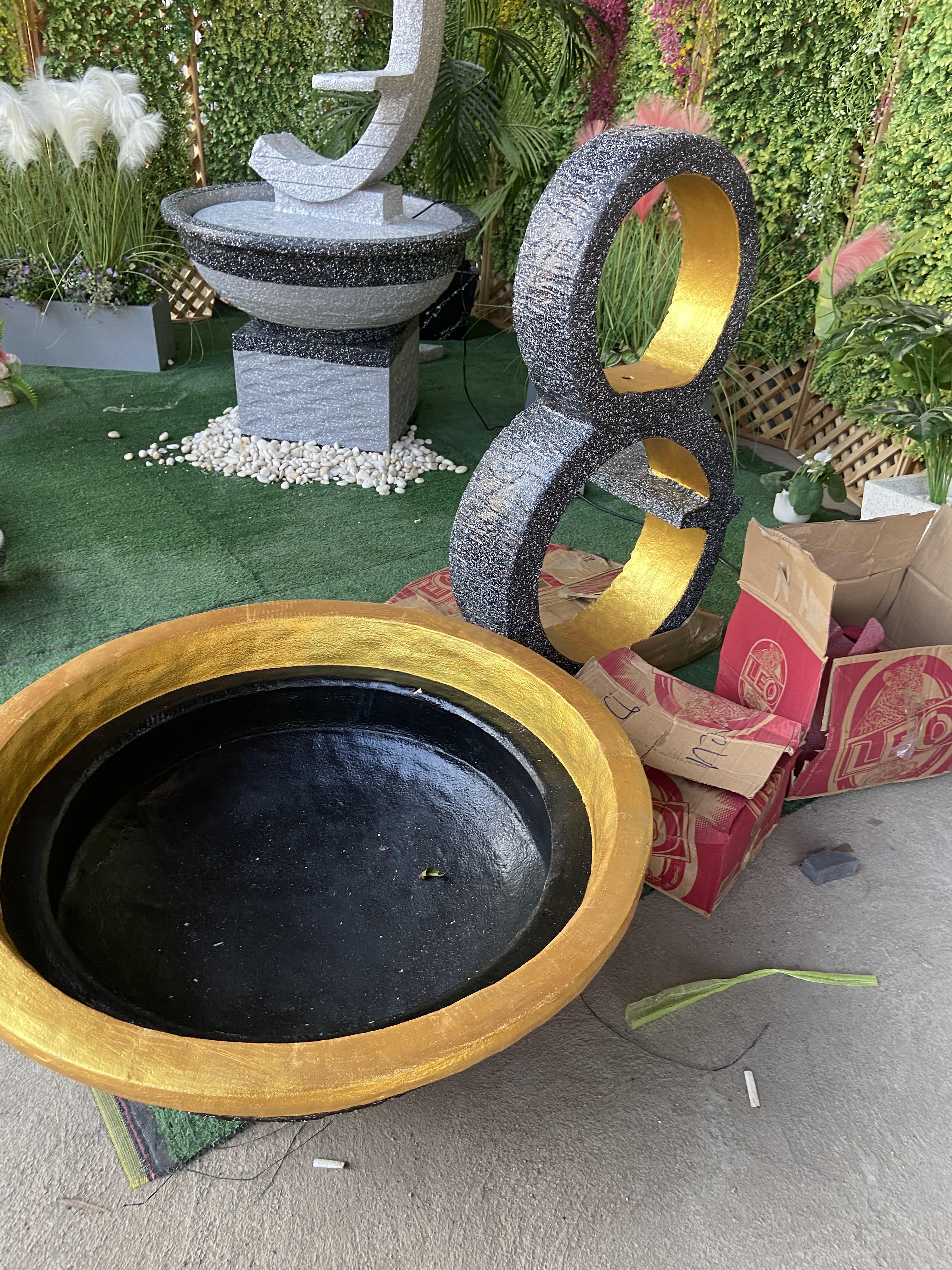 น้ำล้นโมเดิร์น เลข 8 มงคล น้ำพุแต่งสวน ฮวงจุ้ยน้ำพุ น้ำล้นเลข8 รุ่น 8 เทาเข้ม-ทอง