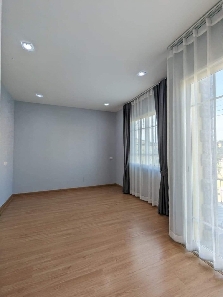 ขายหมู่บ้านโกลเด้นทาวน์ อ่อนนุช-พัฒนาการ ซ.อ่อนนุช 65 ** เจ้าของขาย ต่ำกว่าราคาประเมิน (N.1029)