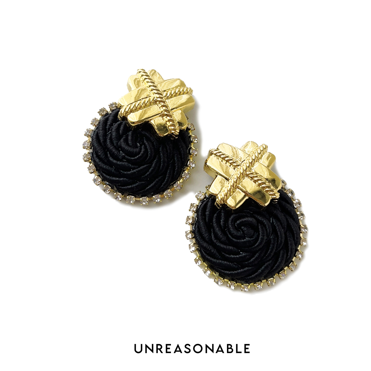 ต่างหูเชือกสีดำ ต่างหูคลิป ต่างหูก้านเงินแท้ น้ำหนักเบา UA0954-01 Unreasonable Accessories