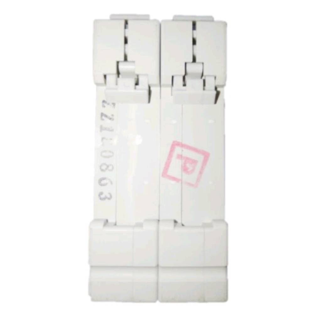 เบรกเกอร์ เมน (SAFE-T-CUT) เซฟทีคัทแท้ ขาล็อคแบบยุโรป คละสี