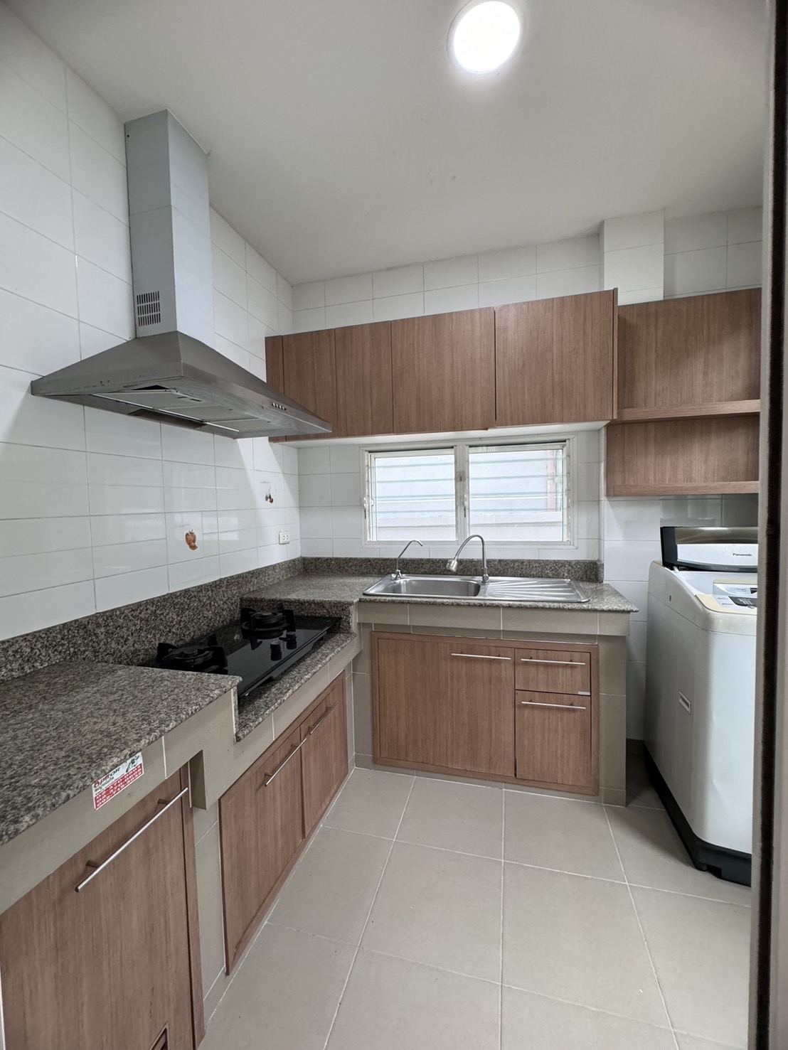 ให้เช่าบ้านเดี่ยวหมู่บ้านมัณฑนาพระรามเก้า-ศรีนครินทร์ (N.1250)