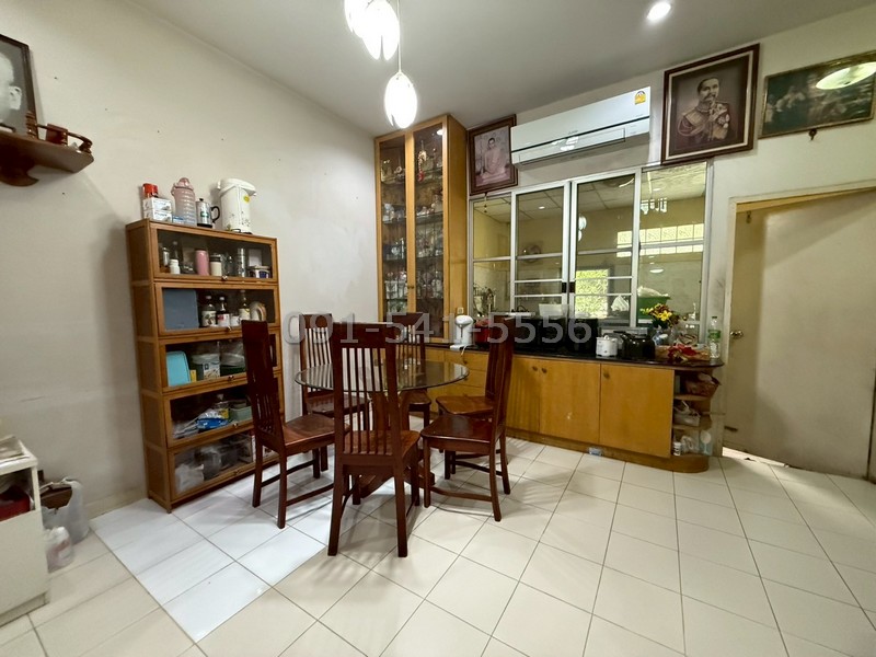 ขายทาวน์โฮม บ้านกลางเมือง โชคชัย 4 ติดกองปราบ เนื้อที่ 22.5 ตรว 3นอน 4น้ำ หน้าบ้านหันทางทิศเหนือ