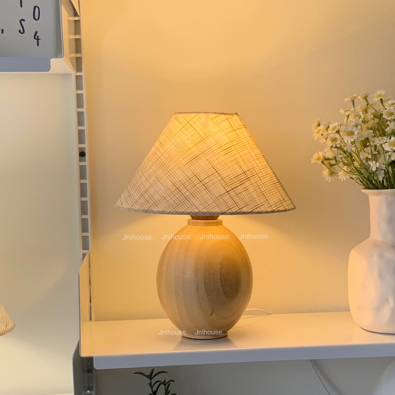 [พร้อมส่ง] Jnihouse : Wooden Table Lamp โคมไฟฐานไฟ
