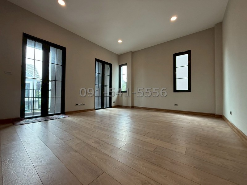 ขายบ้านหรู หมู่บ้านมิลตัน เรสซิเดนซ์ รามอินทรา หลังใหญ่พิเศษ เงียบสงบเป็นส่วนตัว หลังสุดท้ายของซอย