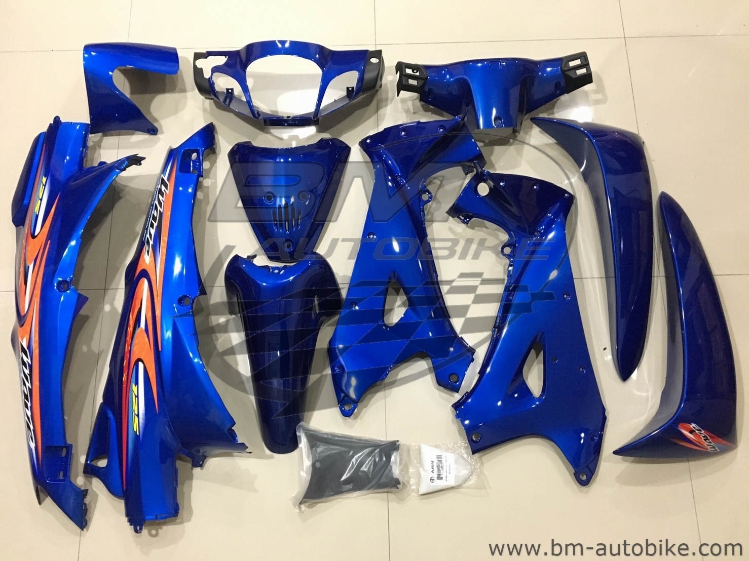 ชุดสี WAVE125S +อกไก่ น้ำเงินล้วน ลาย2003 แจกลม 4,500 กรัม