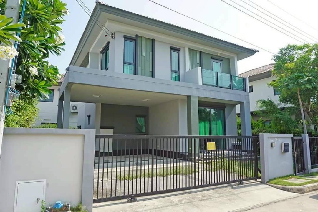 ขายบ้านเดี่ยว หมู่บ้านบุราสิริ วงแหวน - อ่อนนุช บ้านสวย ใกล้สนามบินสุวรรณภูมิ (N.1808)