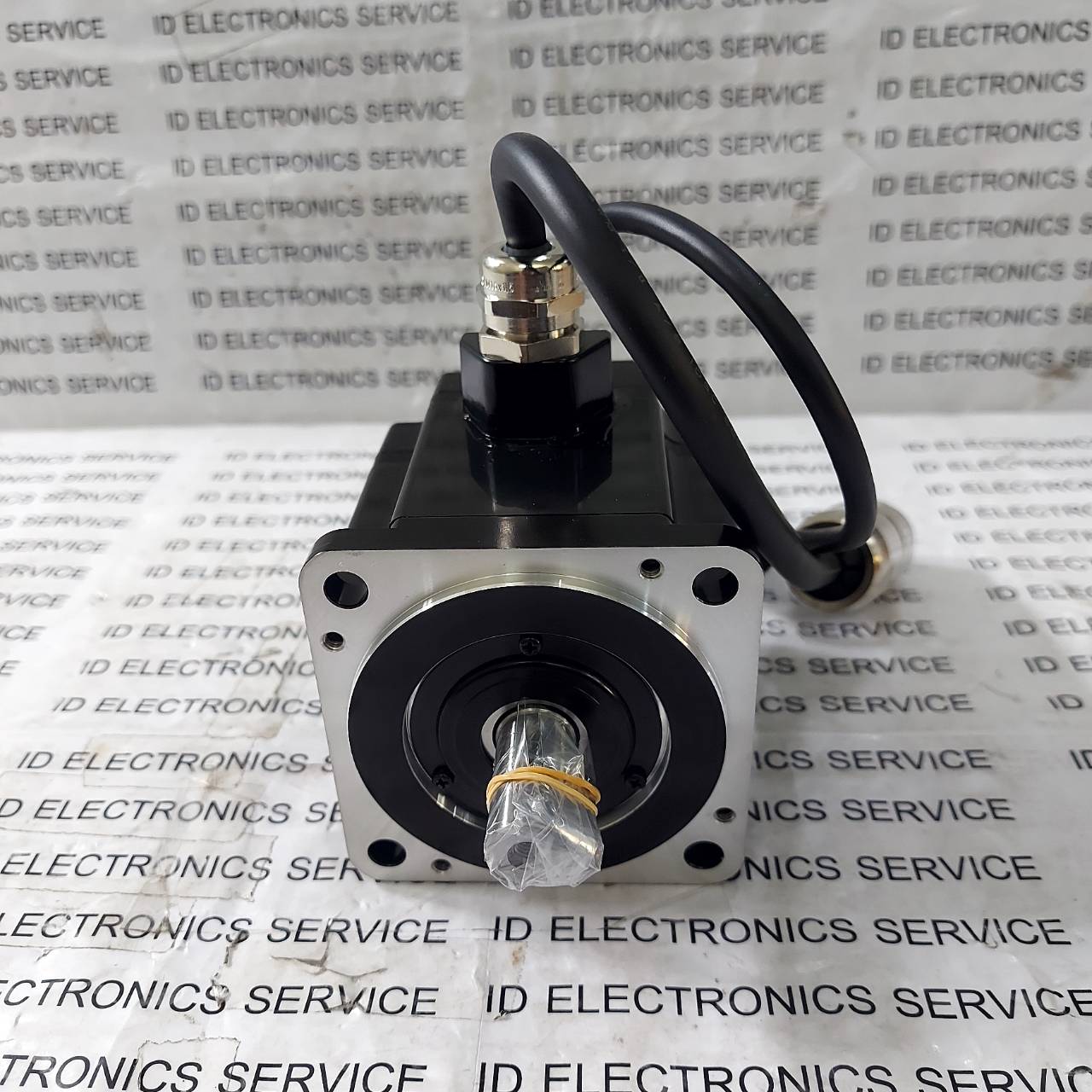 SERVO MOTOR "YASKAWA" MODEL : SGMEV-04DDA61