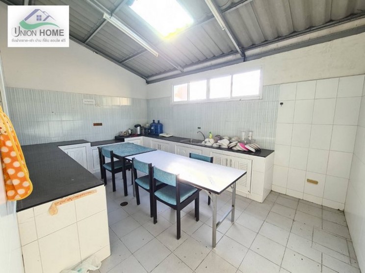 ขายตึกพานิชณ์ข้างโลตัสจันทบุรี (N.174)