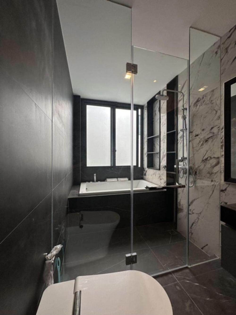 ให้เช่าบ้านเดียวThe Gentry Phatthanakan ** ราคาเพียง 380,000***(N.757)