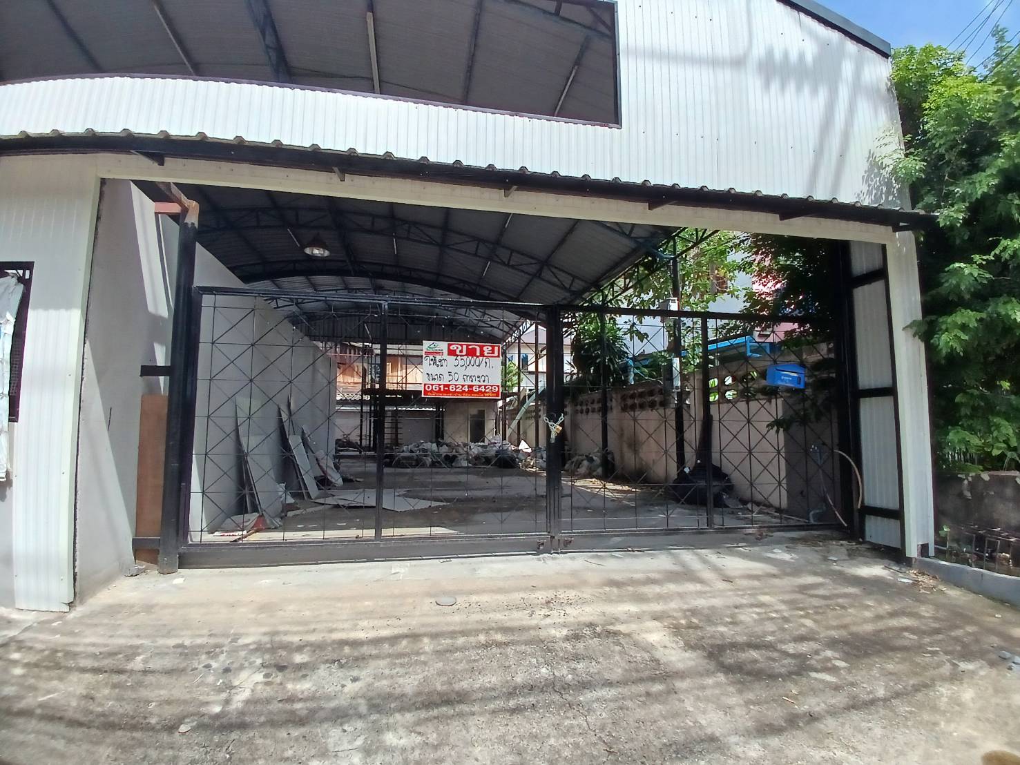 ให้เช่าโกดังซอยสุขุมวิท105 พื้นที่ 50 ตรว. โกดังลาซาล (N.1020)