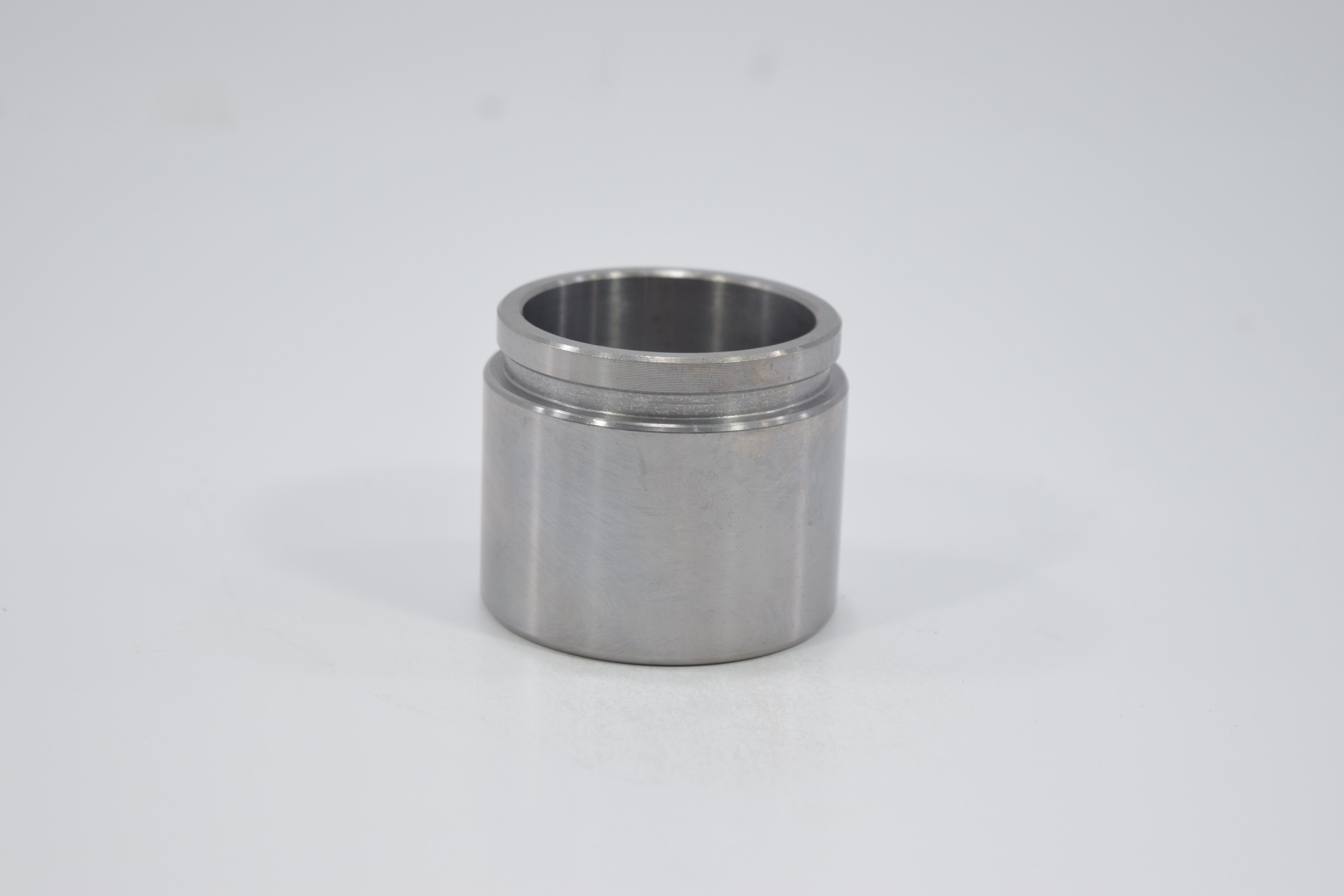ลูกสูบดิสเบรค MAZDA / FORD B.2200 / MAGNUM มาสด้า / ฟอร์ด / 3PD-1520 / H260-33-651 / ขนาด วงนอก 54.00 / สูง 45.65 (จำนวน 1 ชิ้น) (CALIPER PISTON)