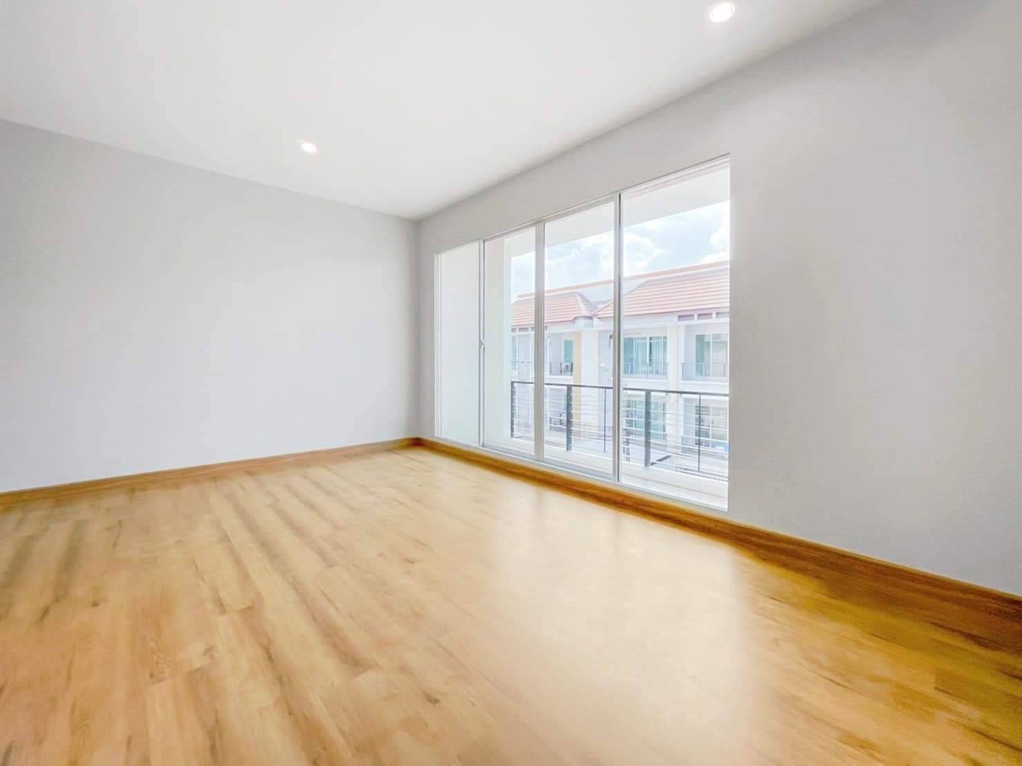 ขายด่วน‼️*** ราคาเพียง 5.75 ล้านบาท*** บ้านกลางเมือง ลาดพร้าว 87 (N.539)