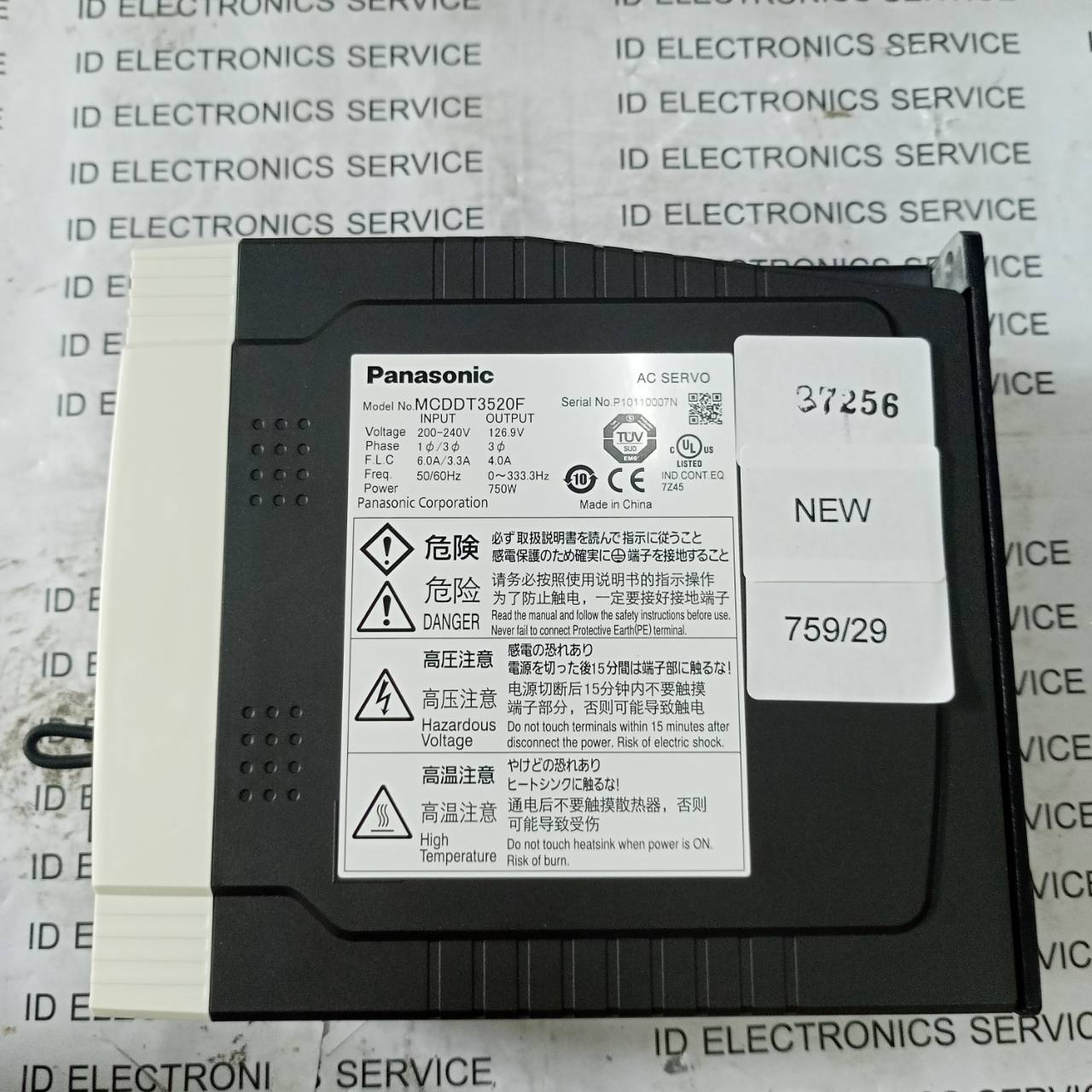 SERVO DRIVE " PANASONIC " MODEL : MCDDT3520F