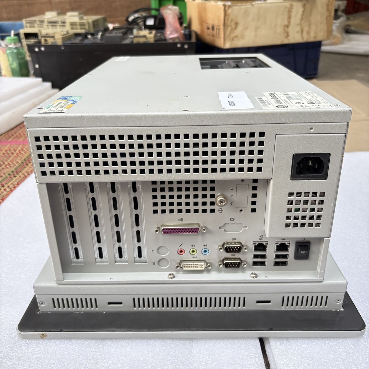 LCD TOUCH SCREEN " ALLEN-BRADLEY " MODEL : 6180P-15BPXP