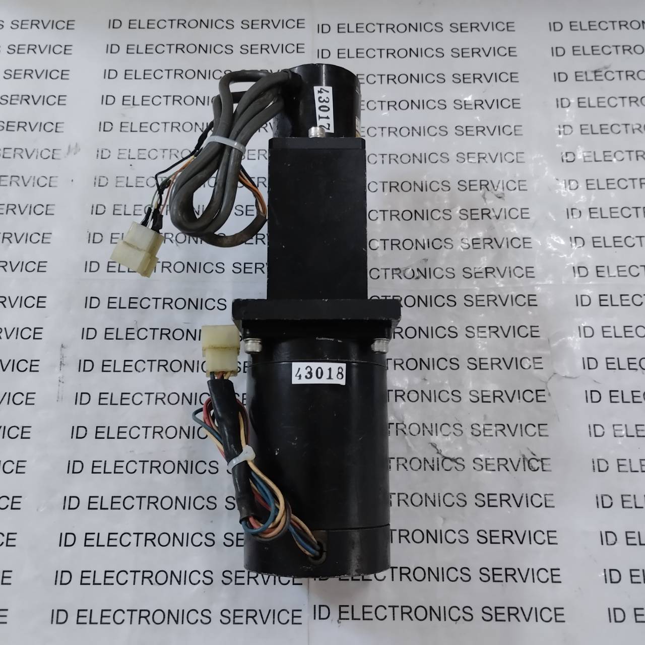 SERVO MOTOR " VEXTA " MODEL : UPH569H-A