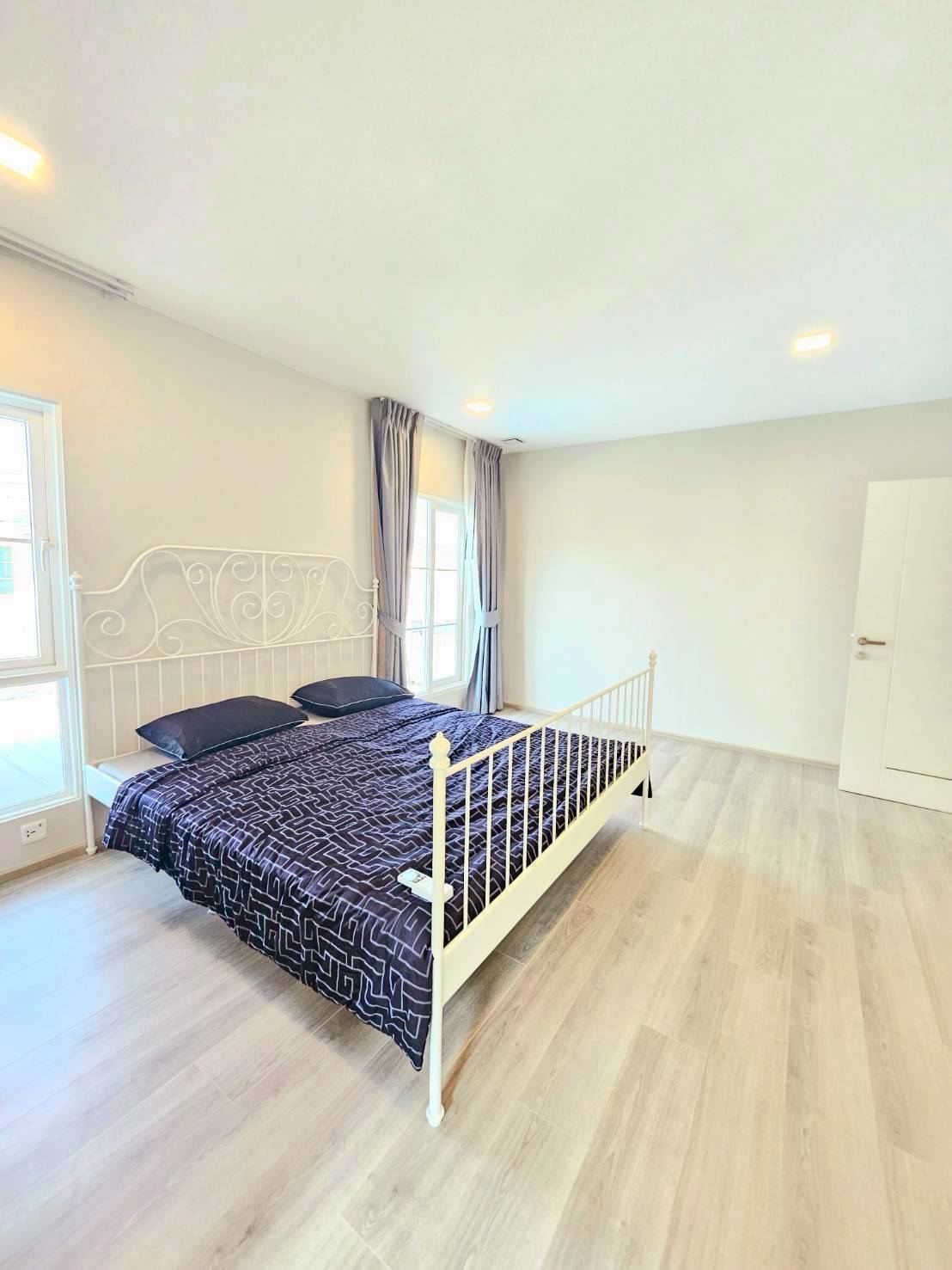 ให้เช่าบ้านแฝด หมู่บ้านอัญญ่า บางนา-รามคำแหง 2 ใกล้เมกาบางนา (N.1917)