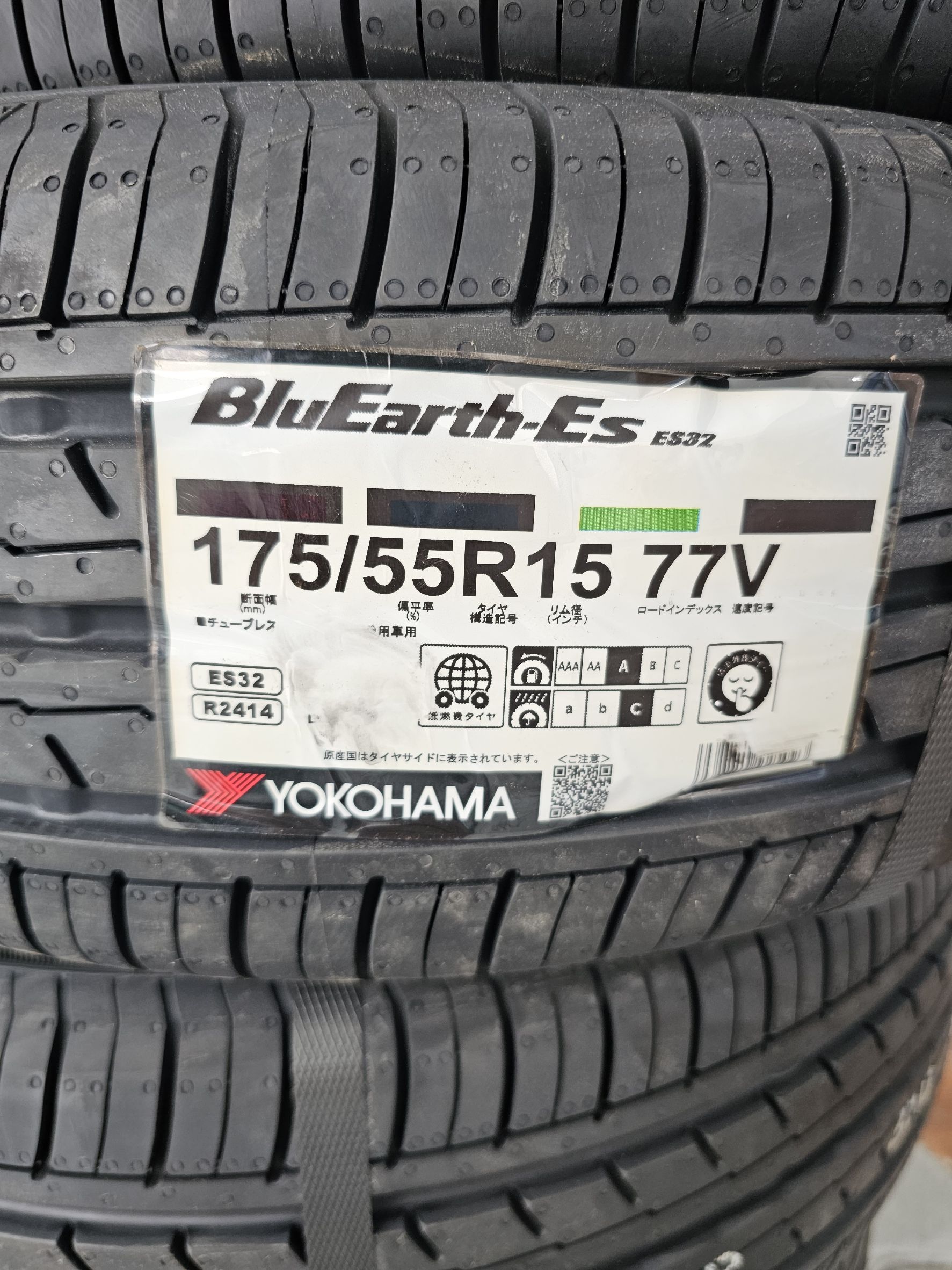 ยางใหม่ Yokohama Blu-Earth ES-32 นำเข้าจากญี่ปุ่น ขนาด 175/55R15 ผลิตกลางปี 23