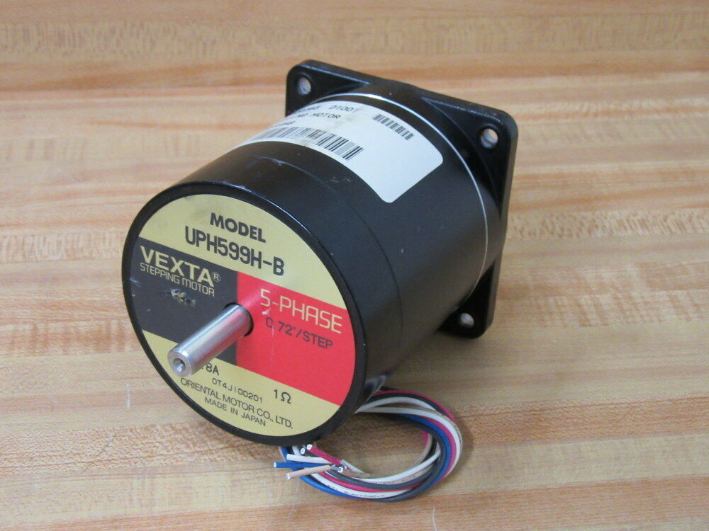 SERVO MOTOR " VEXTA " MOTOR : UPH599H-B