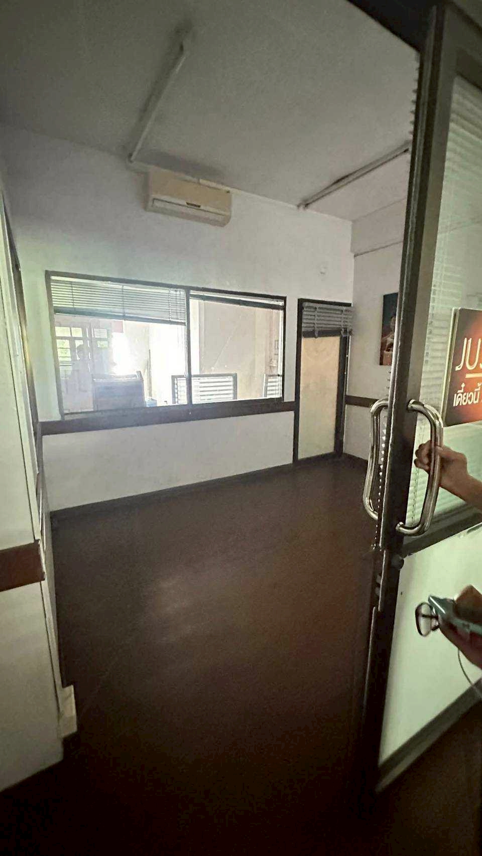 ให้เช่าอาคารพาณิชย์อุดมสุข 4 ชั้น 3คูหา ใกล้BTSบางจาก (N.1863)