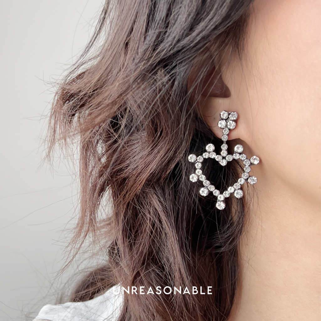 ต่างหูหัวใจ ต่างหูคลิป ต่างหูก้านเงินแท้ น้ำหนักเบา สวยใส่สบาย UA0855-01 Unreasonable Accessories