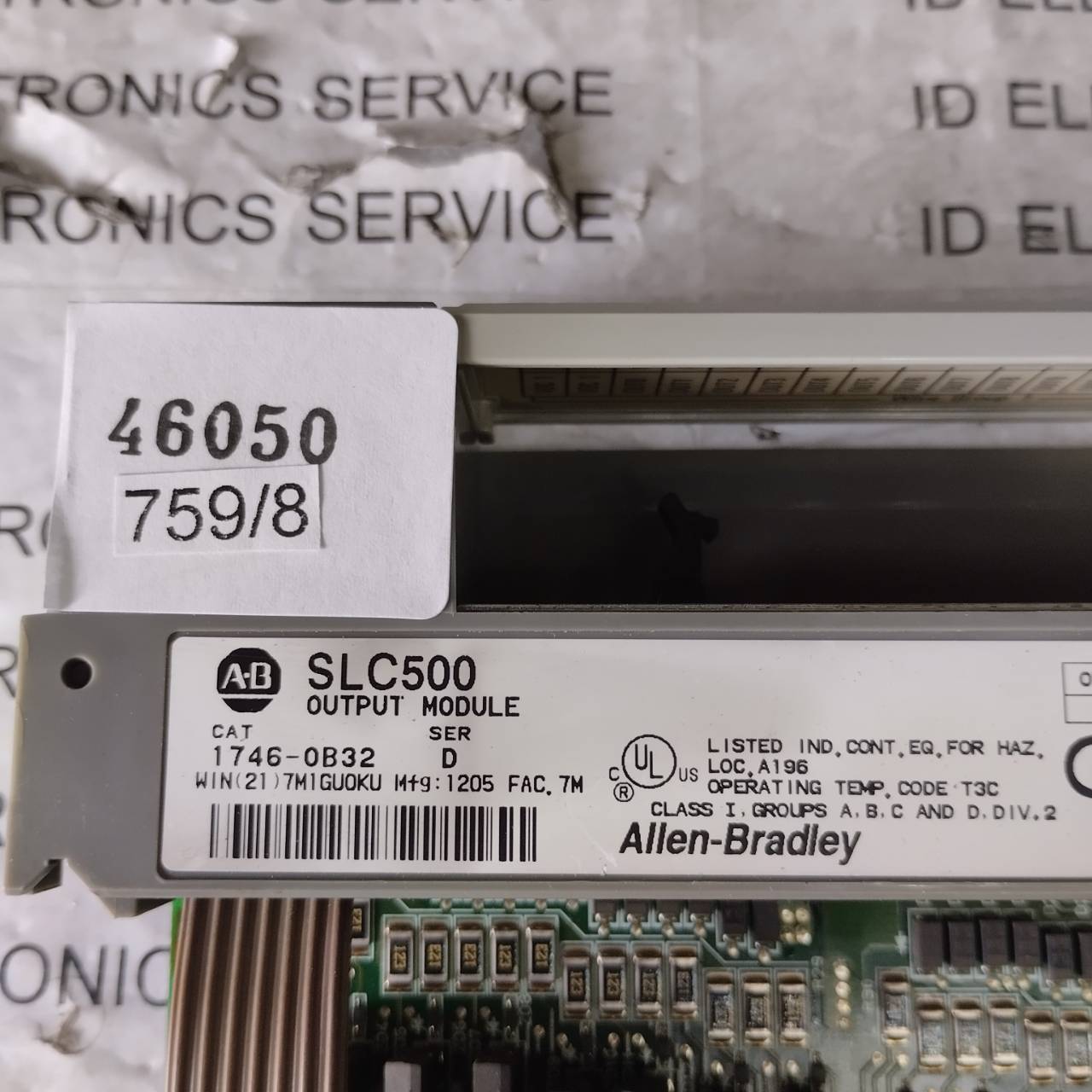 PLC " ALLEN-BRADLEY " MODEL : 1746-OB32