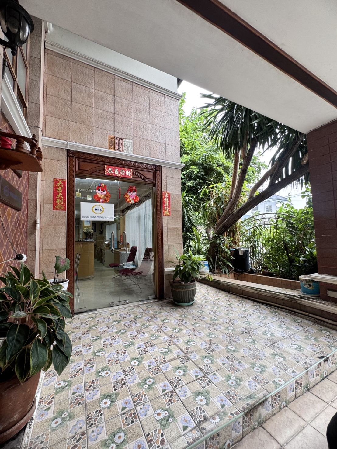 ขายบ้านเดี่ยว 2 ชั้น ในหมู่บ้านรัชดา1 (ซอยลาดพร้าว 80 แยก 24) ใกล้เซ็นทรัลอีสต์วิลล์ (N.1770)