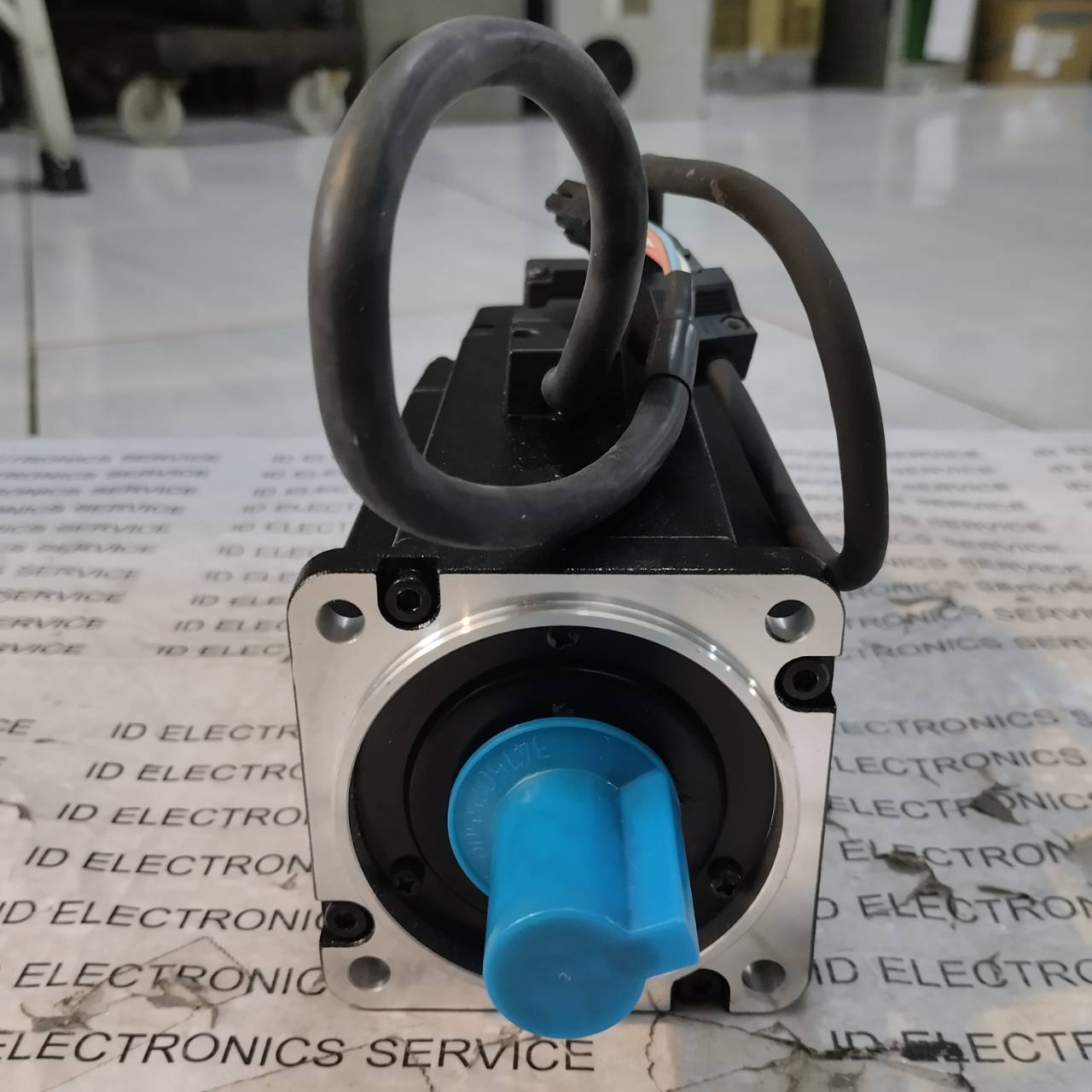 SERVO MOTOR " DELTA " MODEL : ECMA-C20807FS
