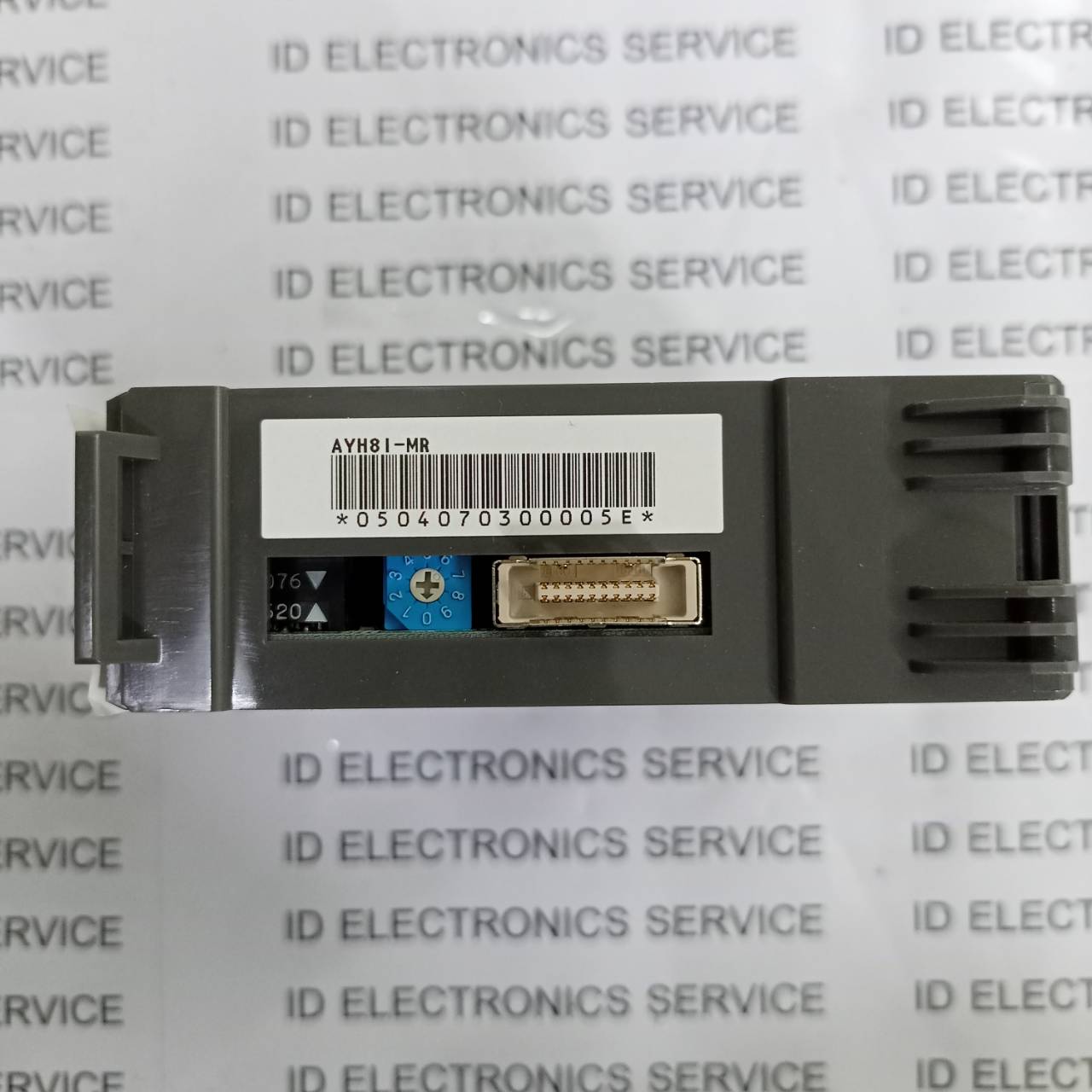 PLC " FUJI " MODEL : NP1AYH8I-MR