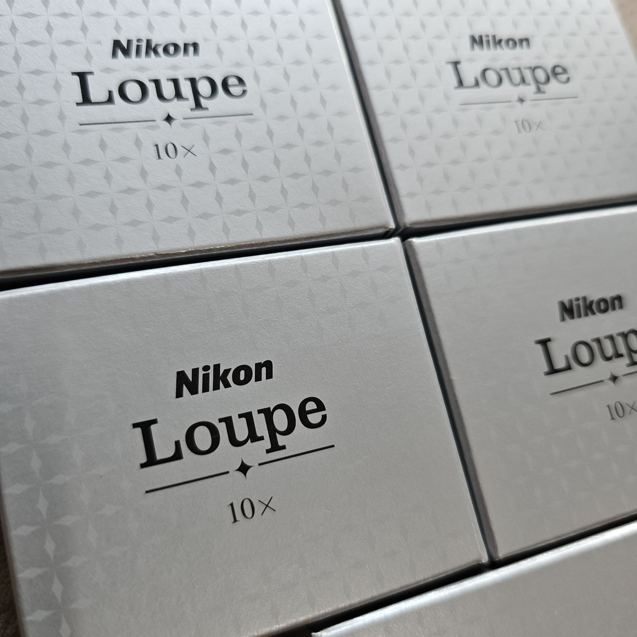 NIKON LOUPE 10X แว่นขยาย/กล้องส่องพระ กำลังขยาย 10 เท่า หน้าเลนส์ขนาด 13 มม