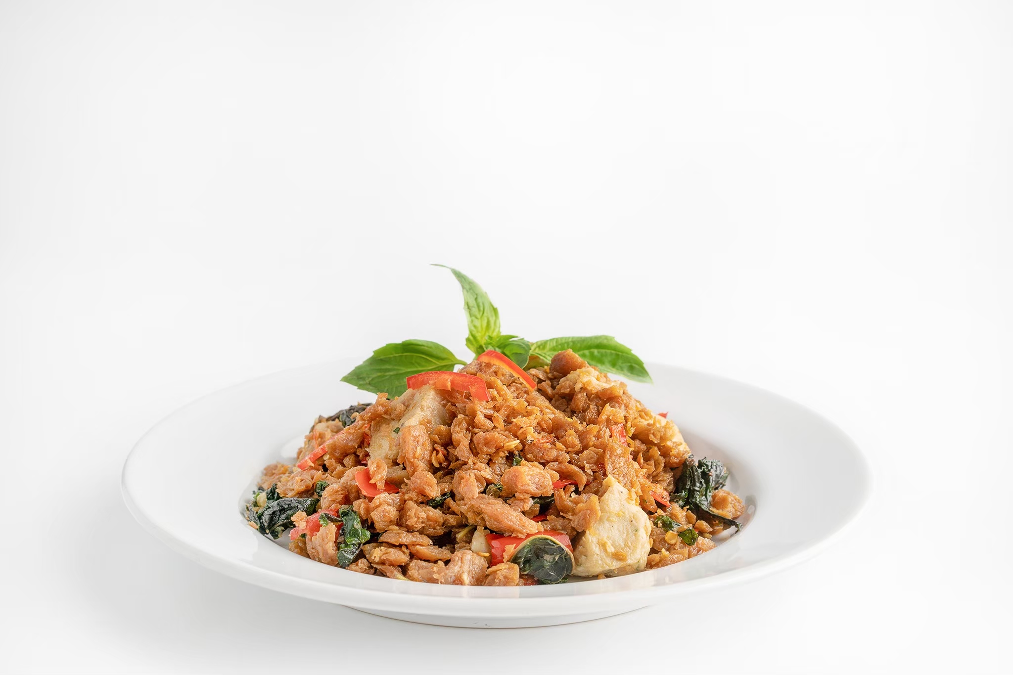 กะเพราหมูสับเจ (Stir fried minced vegan porkless with basil)