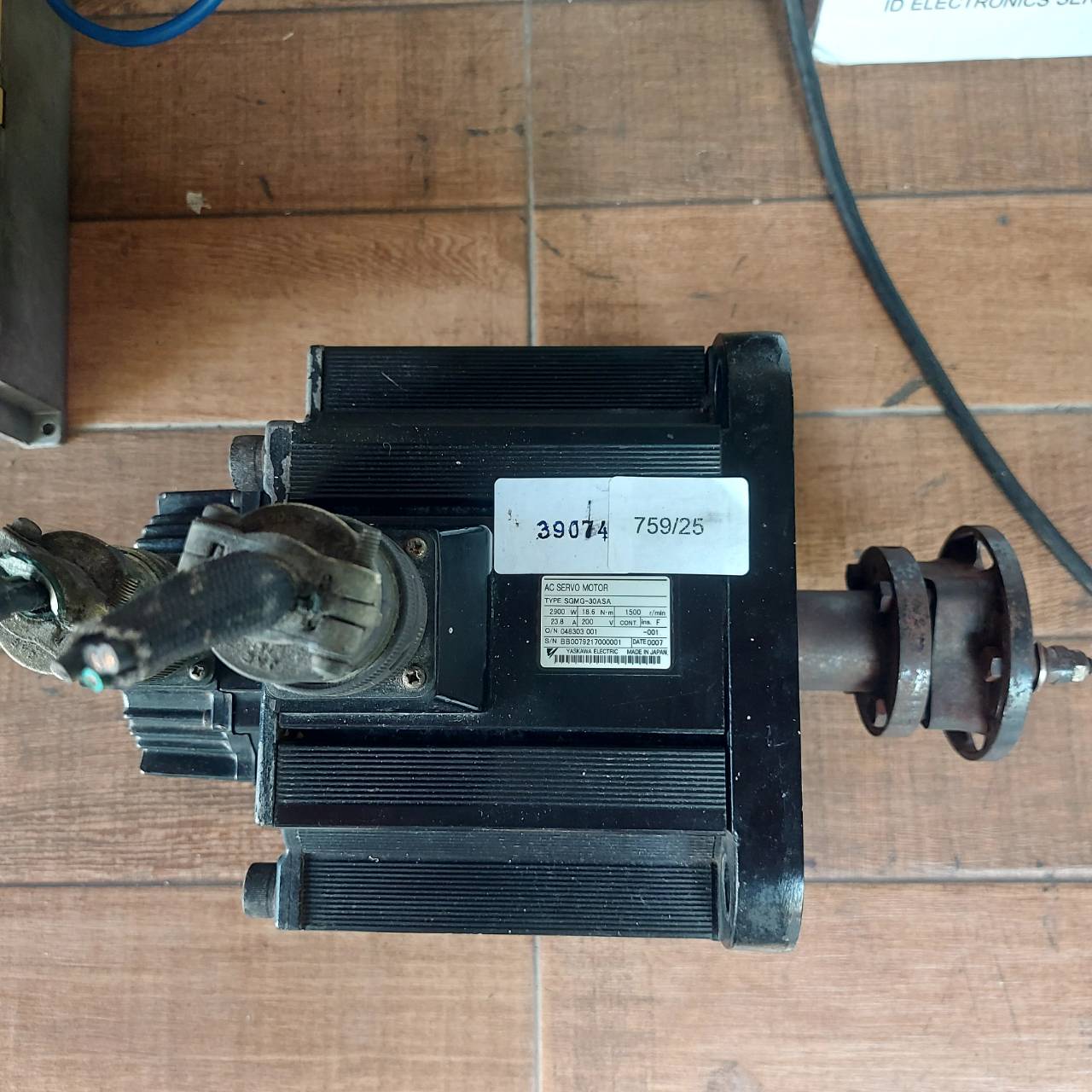 จำหน่าย ขาย ซ่อม SERVO MOTOR YASKAWA SGMG-30ASA