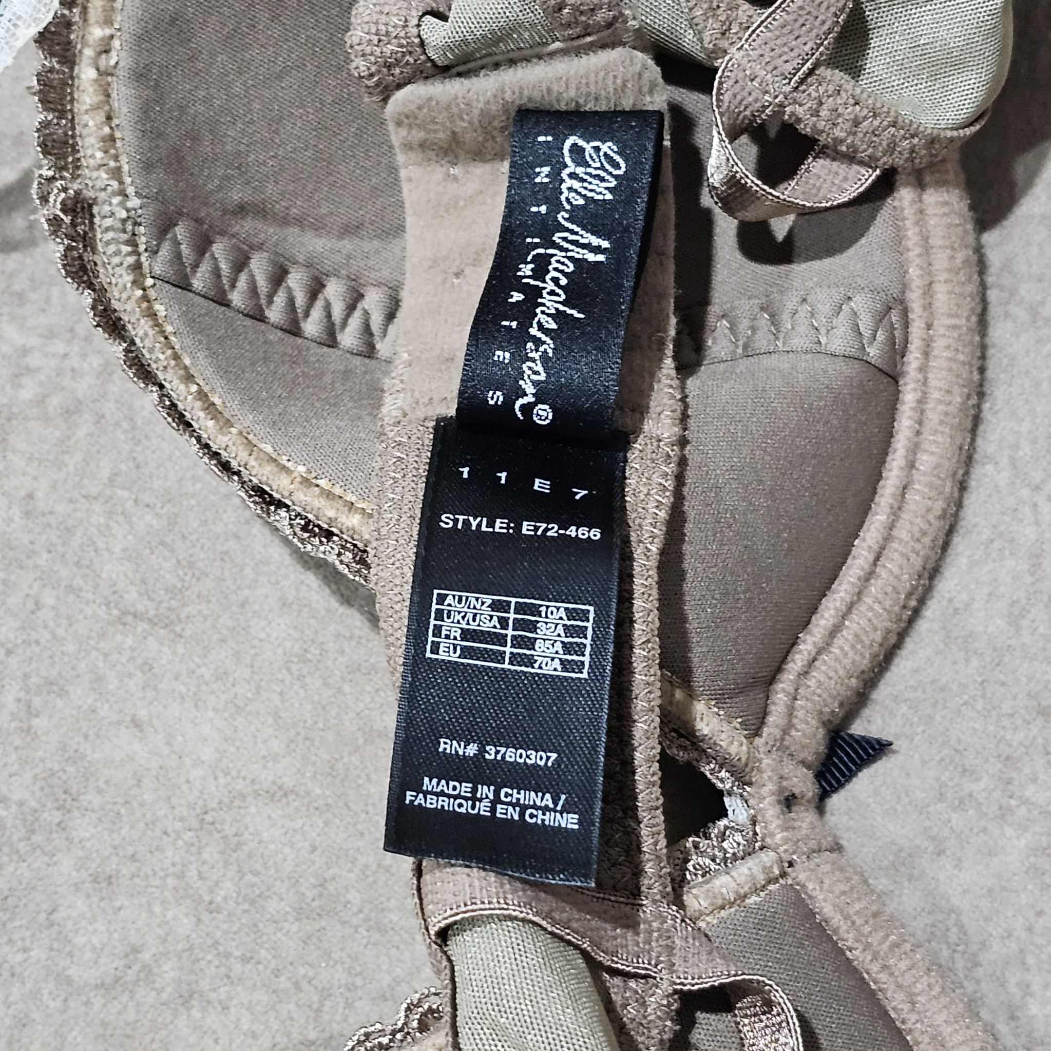 ของใหม่! ป้ายห้อย! ของแท้ 100%!! ชุดชั้นใน Elle Macpherson ขนาด UK32A/EUR70A