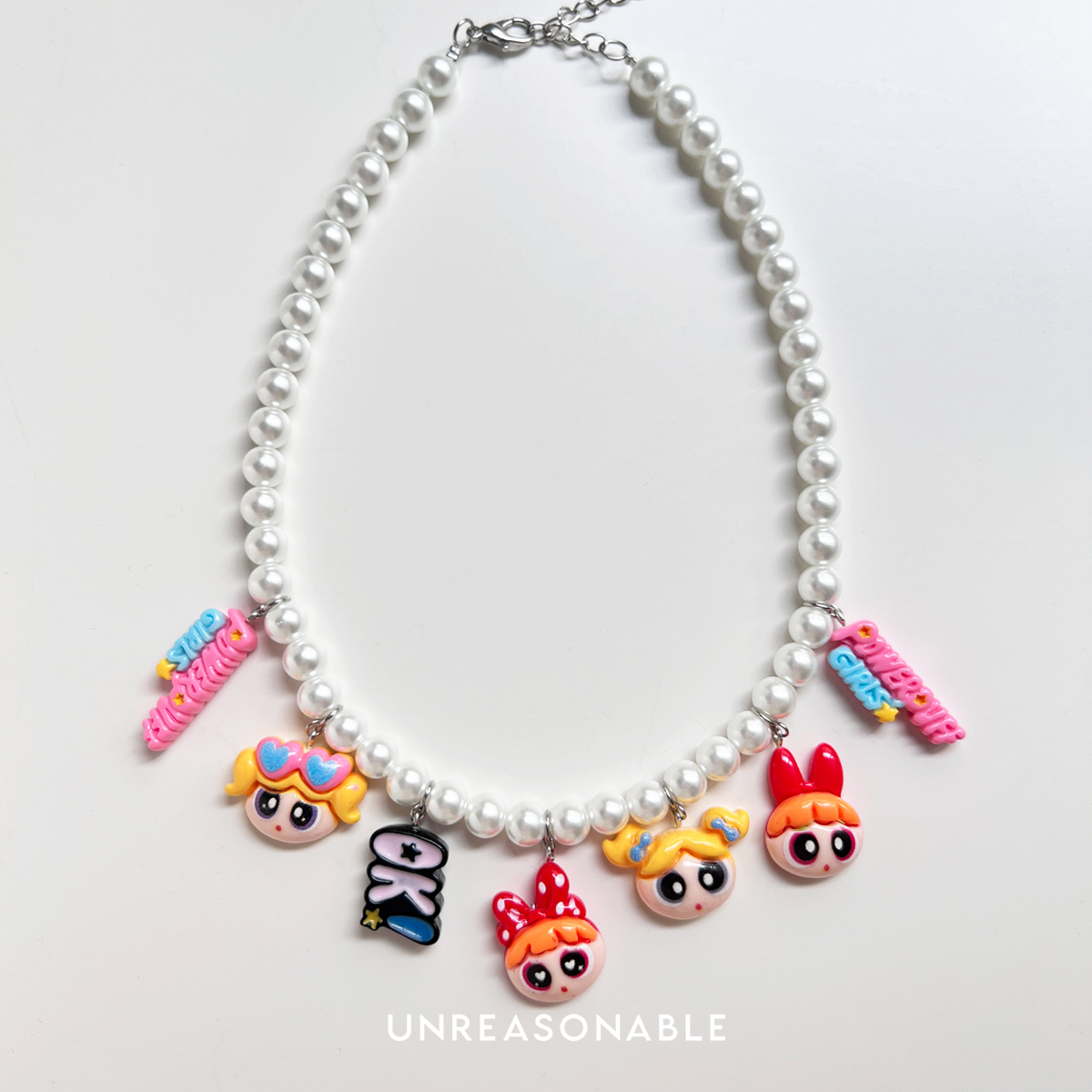 สร้อยคอมุกแก้ว 8.0 mm. มาพร้อมจี้ น่ารัก ความยาว 16 นิ้ว (OK) UA0959-01 Unreasonable Accessories