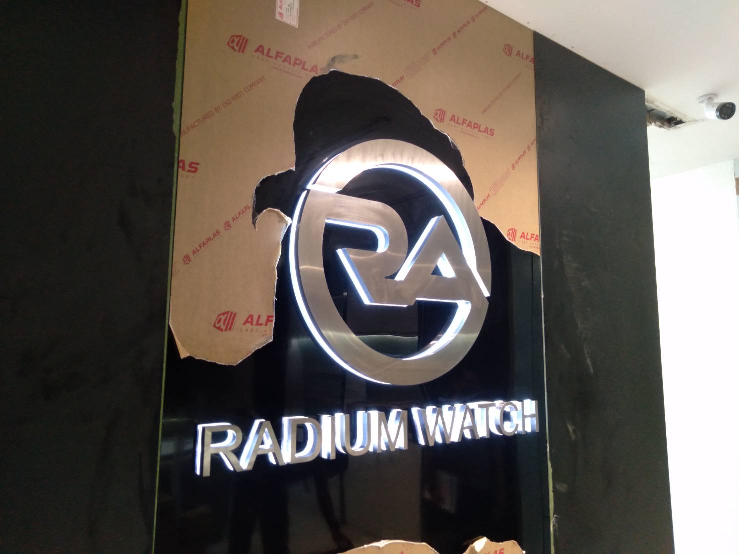 #ป้ายอักษรไฟออกหลัง