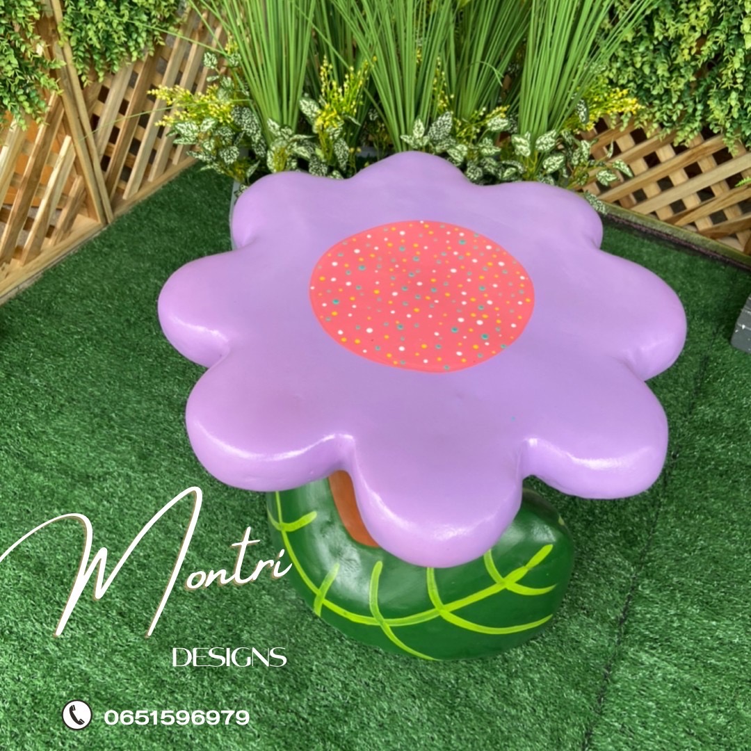 ชุดโต๊ะสนามปุนรูปดอกไม้ โต๊ะปูนรุปดอกไม้ โต๊ะเก้าอี้ดอกไม้