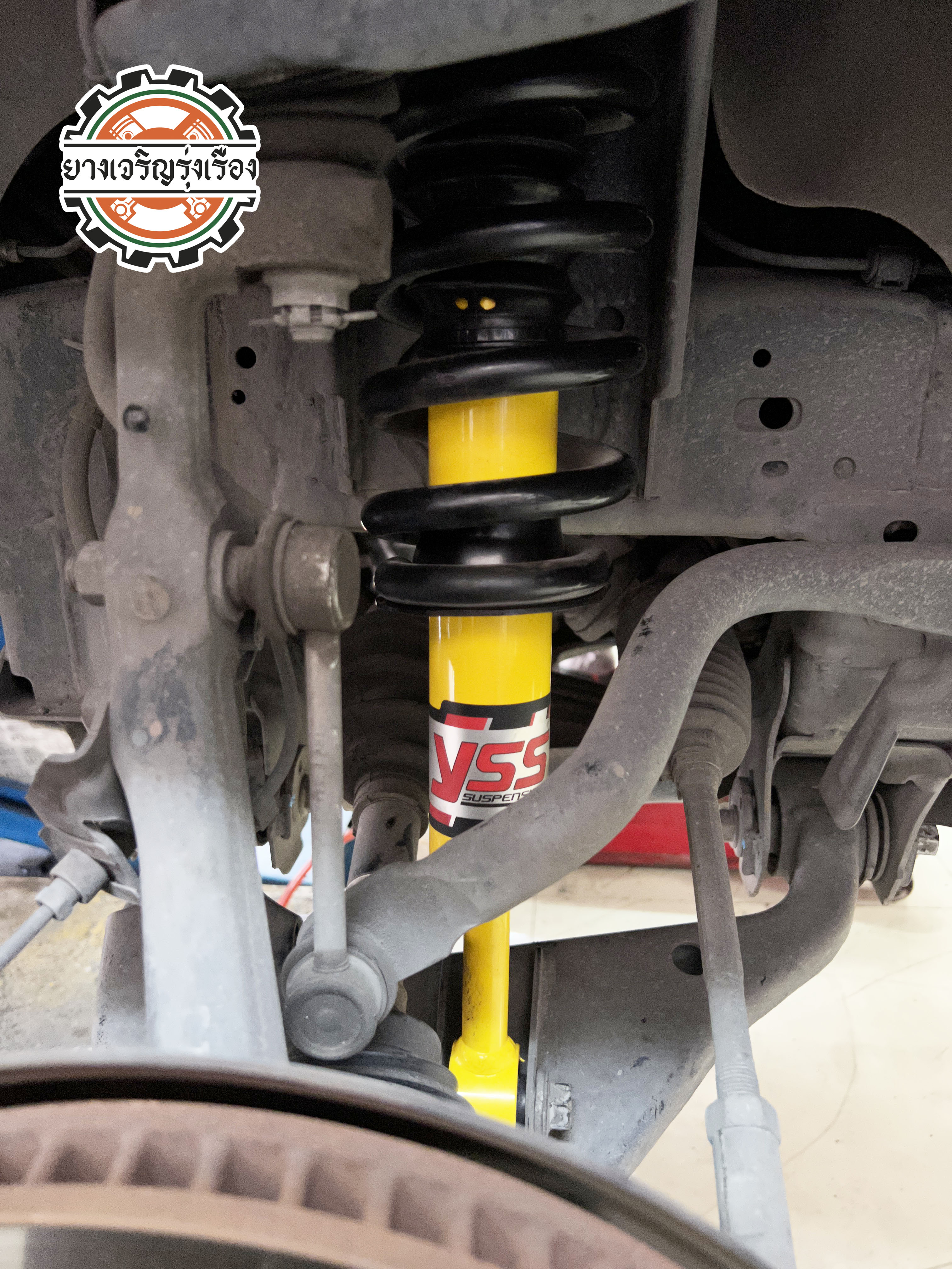 TOYOTA FORTUNER 2010 โช๊คอัพเดิมชำรุดไม่ตอบสนอง ขับใช้งานเดินทางสะเทือนทั้งคัน ทนไม่ไหวเข้ารับบริการเปลี่ยนโช๊คอัพใหม่ เน้นนุ่มนวลใช้งาน ลูกค้าติดตามเพจเรามานาน ไว้วางใจให้เราดูแล ให้คำปรึกษาการใช้งานแบบตรงไปตรงมา เพื่อให้ได้โช๊คอัพเพื่อใช้งานแบบตรงจุดประสงค์ที่สุด ขอบพระคุณครับ [+] YSS DTG กระบอกเหลือง เซ็ทโช๊คอัพ หน้า/หลัง = 10,900 บาท ล้อเดิม ยางเดิม ก็ขับสนุกได้ [+] พร้อมบริการติดตั้ง + Set up ให้เหมาะกับยาง [+] ขับสนุกด้วยบริการ ตั้งศูนย์ละเอียดให้เหมาะกับการใช้งานและลักษณะของช่วงล่าง --------------------------------- โทร : 08-6544-5963 บุ๊ก และทีมงาน ยินดีต้อนรับครับ 𝙊𝙪𝙧 𝙎𝙚𝙧𝙫𝙞𝙘𝙚 บริการทางร้าน เรารับทำอะไรบ้าง 🔧 ติดตั้งยางแบบไร้รอย 100% 🔧 บริการสลับยาง ตามอายุ 🔧 มียางรถยนต์ทุกยี่ห้อให้เลือกซื้อ 🔧 เช็คช่วงล่าง แก้ปัญหาให้ตรงจุด 🔧 บริการล้างลิ้นปีกผีเสื้อ 🔧 บริการเช็คระยะรถยนต์ 🔧 เปลี่ยนถ่ายของเหลวทั้งระบบ 🔧 ตั้งศูนย์ด้วยเครื่อง HUNTER นำเข้าจาก USA #รถยนต์มีปัญหาไม่รู้ต้องแก้ตรงไหน ทางเรายินดี ตรวจหาปัญหาและหาวิธีแก้ บอกลูกค้าก่อนลงมือทำเสมอราคาเป็นธรรมไม่เอาเปรียบ สบายใจคุณลูกค้า ---------------------------------- ดูแลให้คำปรึกษาทุกปัญหาคาใจ ไม่ทิ้งลูกค้า มีบริการหลังการขาย 【ให้ผู้เชี่ยวชาญของเรา ดูแลรถคุณ】 ร้านยางเจริญรุ่งเรือง ยินดีต้อนรับครับ ---------------------------------- #โช๊คอัพรถยนต์ #monroe #yss #kayaba #profender #ร้านยางเจริญรุ่งเรือง #นนทบุรี #งามวงศ์วาน #amsfix #บริการช่วงล่างรถยนต์ #ซ่อมบำรุงช่วงล่าง #เซทอัพโช๊คอัพรถยนต์