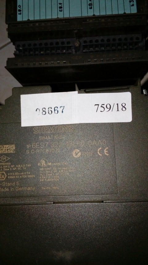 PLC " SIEMENS " MODEL : 6ES7 322-1BL00-0AA0